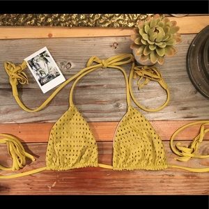 ACACIA SWIMWEAR: MESH HUMUHUMU TOP IN PINEAPPLE 🍍